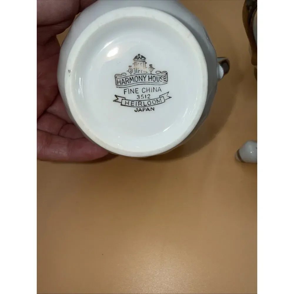 2 Piece Vintage Cream And Sugar Holders Harmony House Heirloom Fine China #351